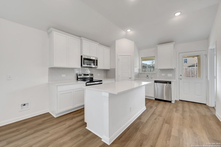 Furnished interior view inside a new home in Park Place, New Braunfels (Image 9).