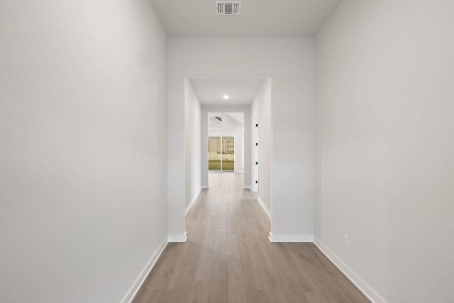 Spacious, unfurnished interior of a new home in Lariat, Liberty Hill (Image 23). Spacious, unfurnished interior of a new home in Lariat, Liberty Hill (Image 23).