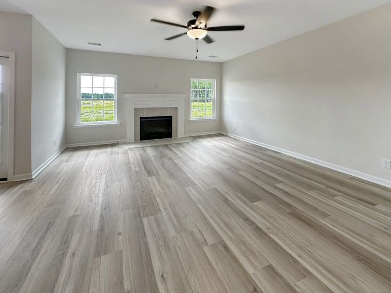 Spacious, unfurnished interior of a new home in Tranquil South, Hinesville (Image 14).