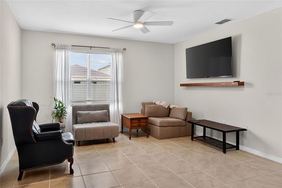 Furnished interior view inside a new home in Summerlin at Hawthorne Ranch, Lakeland (Image 10). Furnished interior view inside a new home in Summerlin at Hawthorne Ranch, Lakeland (Image 10).
