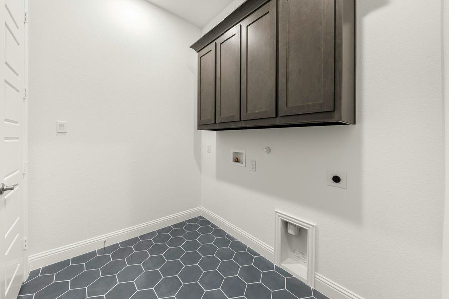 Spacious, unfurnished interior of a new home in Las Brisas at Stoney Creek, Sunnyvale (Image 23). Spacious, unfurnished interior of a new home in Las Brisas at Stoney Creek, Sunnyvale (Image 23).