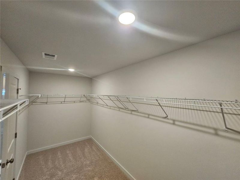 Spacious, unfurnished interior of a new home in The Estates at Gainesville Township, Gainesville (Image 18).