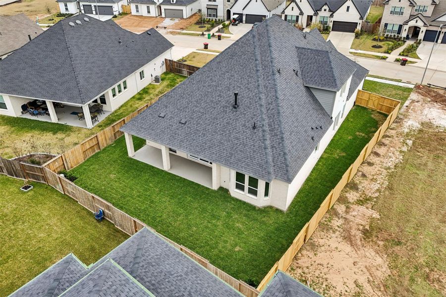 Image 42 of a home in Sienna 65'. Image 42 of a home in Sienna 65'.