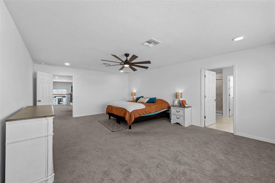 Furnished interior view inside a new home in Epperson, Wesley Chapel (Image 18). Furnished interior view inside a new home in Epperson, Wesley Chapel (Image 18).