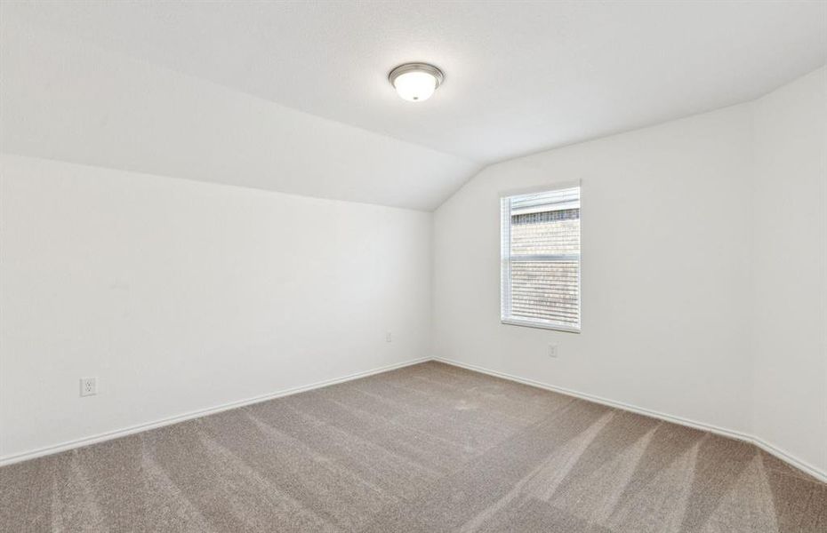 Spacious fourth bedroom