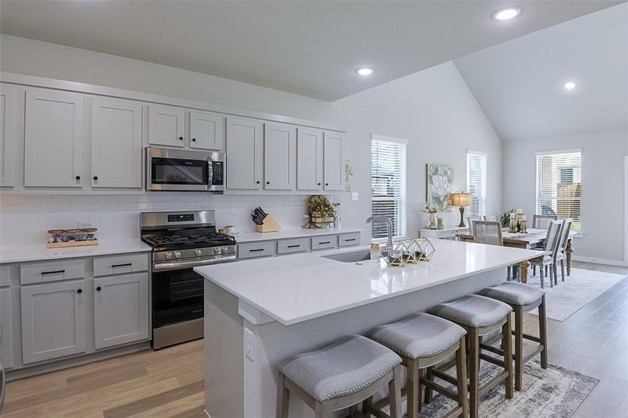 Furnished interior view inside a new home in Dove Hollow, Waxahachie (Image 6).