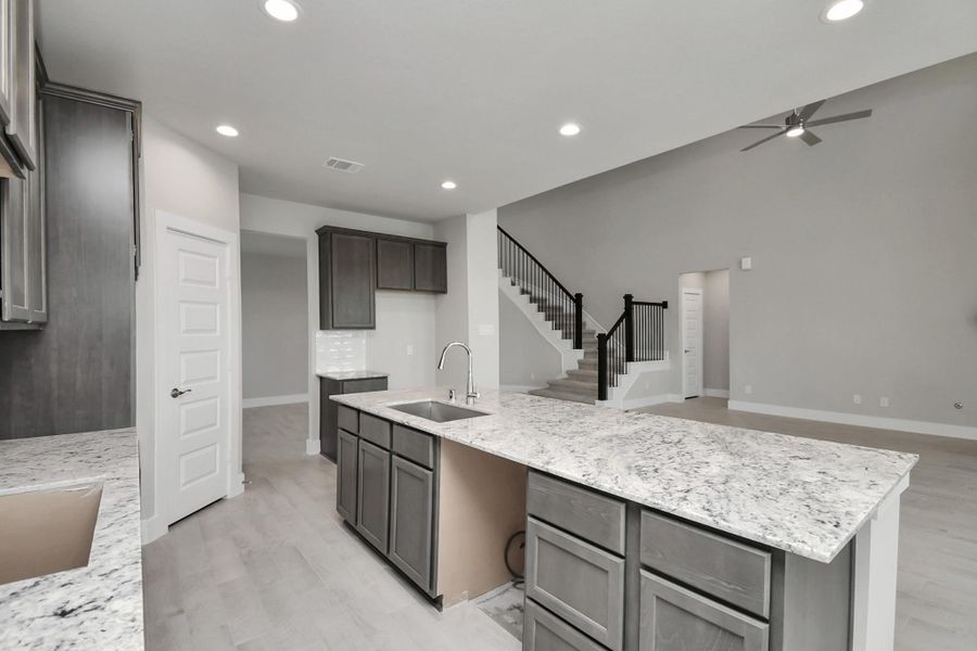 Sample photo of completed home with similar floor plan. Actual colors and selections may vary. Sample photo of completed home with similar floor plan. Actual colors and selections may vary.