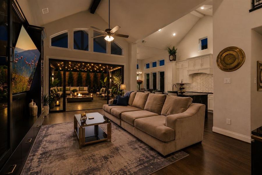 Furnished interior view inside a new home in , Northlake (Image 11).