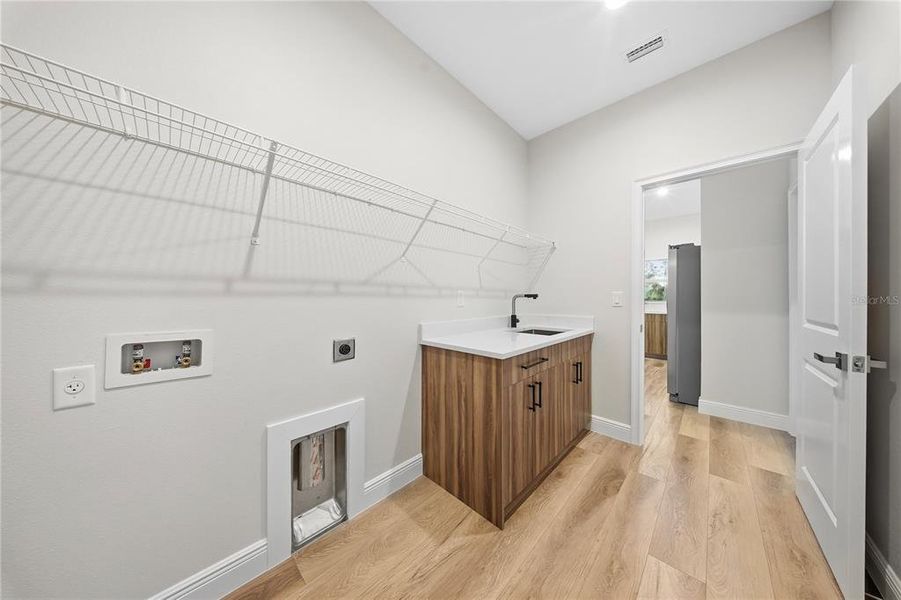 Image 44 of a home in .