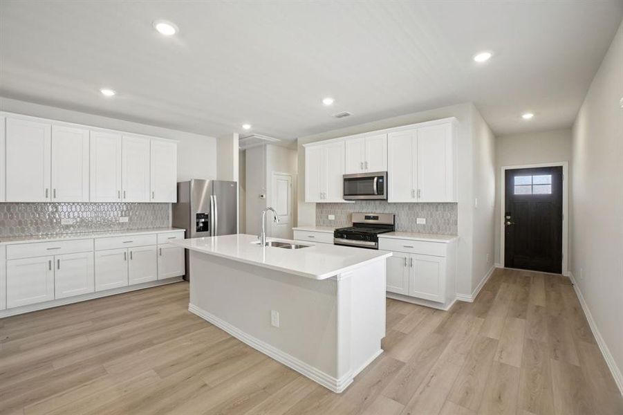 Furnished interior view inside a new home in Eastridge - Spring Series, McKinney (Image 9). Furnished interior view inside a new home in Eastridge - Spring Series, McKinney (Image 9).