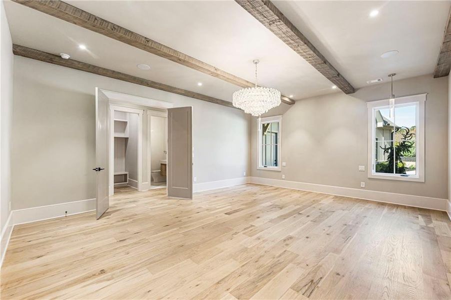 Spacious, unfurnished interior of a new home in , Alpharetta (Image 104).