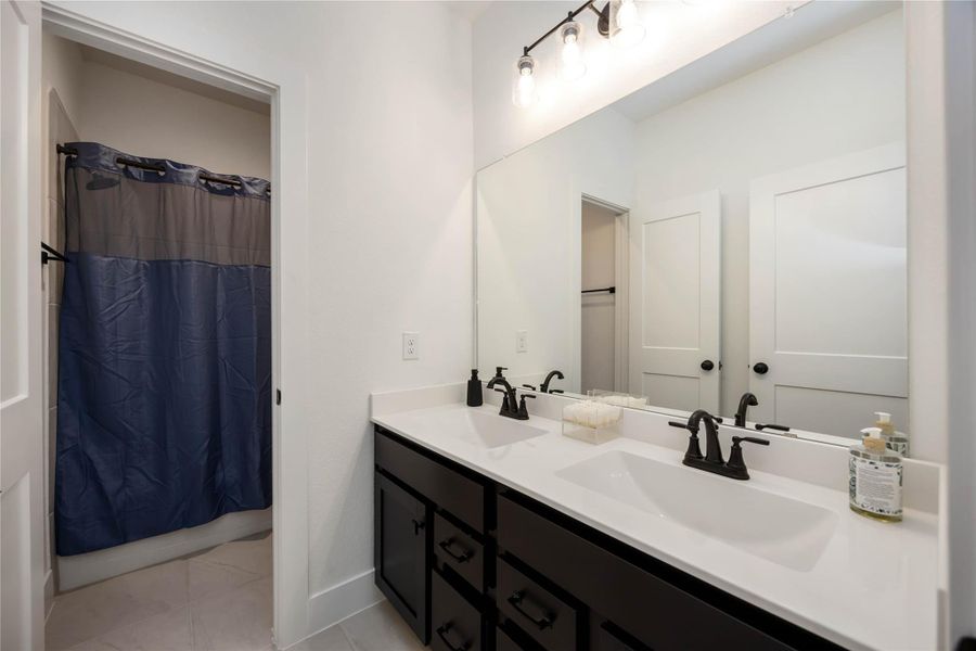 Furnished interior view inside a new home in , Conroe (Image 7). Furnished interior view inside a new home in , Conroe (Image 7).