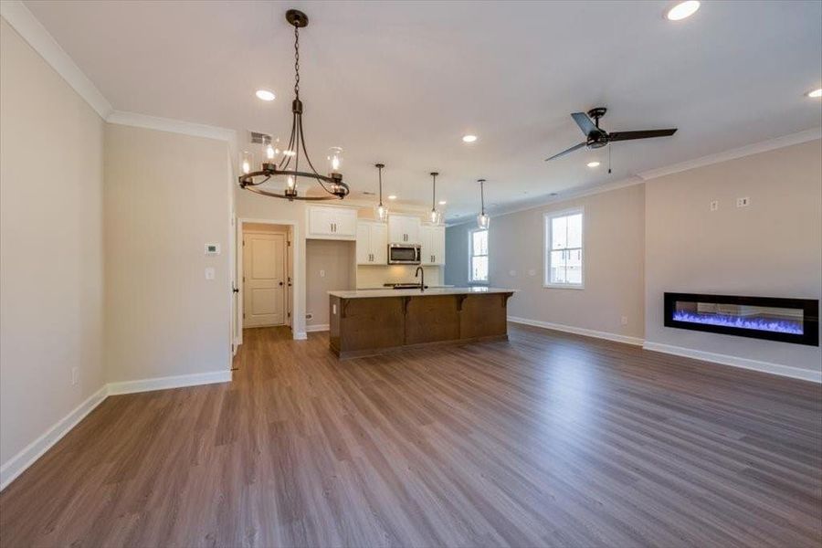 Spacious, unfurnished interior of a new home in Cherokee Township, Acworth (Image 27).