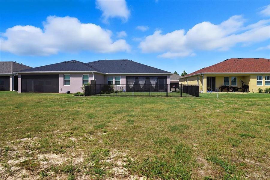 Exterior details and patio area of a home in , Ocala (Image 22).