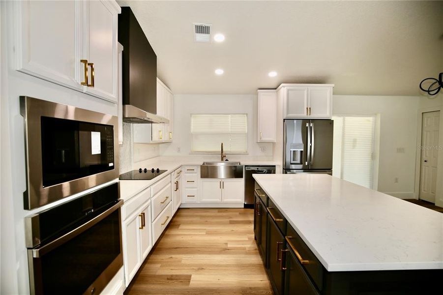 Furnished interior view inside a new home in , Orlando (Image 6).