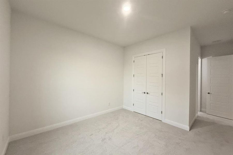 Spacious, unfurnished interior of a new home in Ridge Park Estates, Royse City (Image 18).