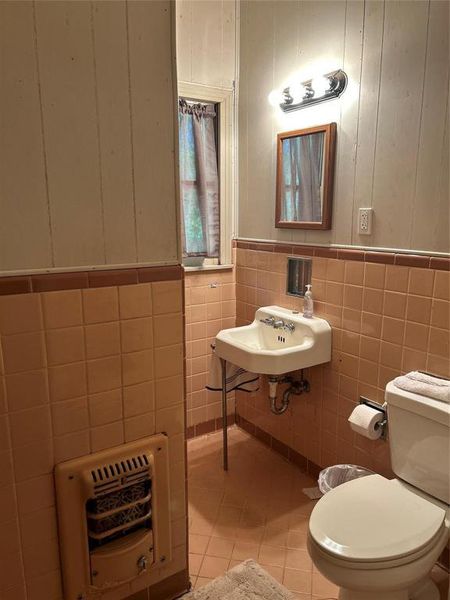 Furnished interior view inside a new home in , Paris (Image 16).