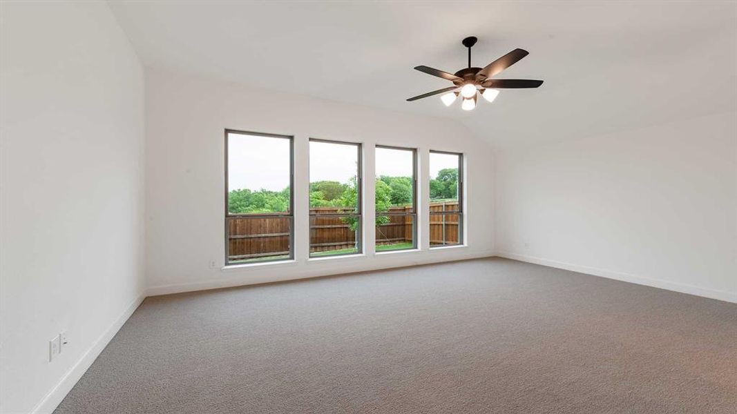 Spacious, unfurnished interior of a new home in Hillstead, Lavon (Image 17).
