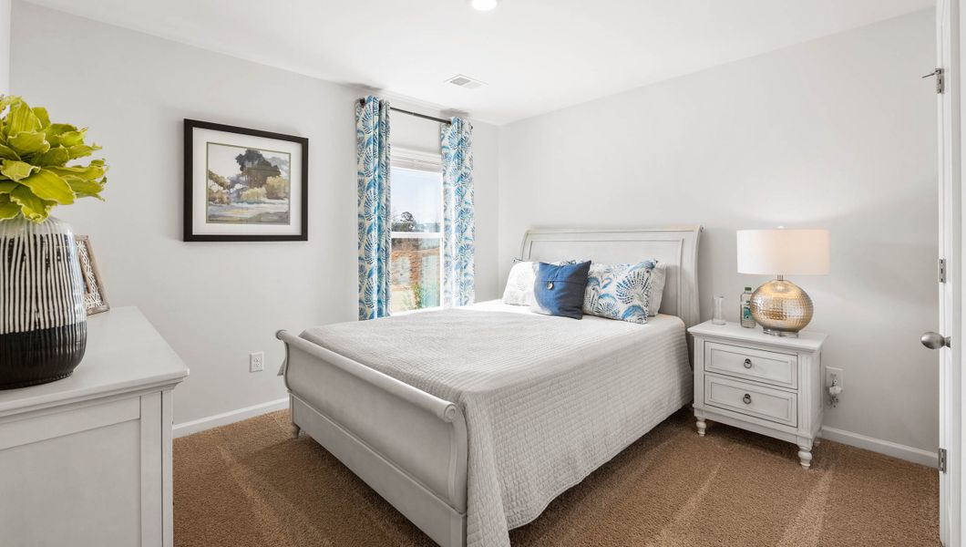 Furnished interior view inside a new home in Cascade Point, Seneca (Image 20). Furnished interior view inside a new home in Cascade Point, Seneca (Image 20).