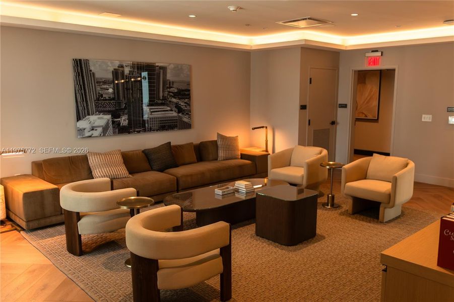 Community amenities in , Miami (Image 47).