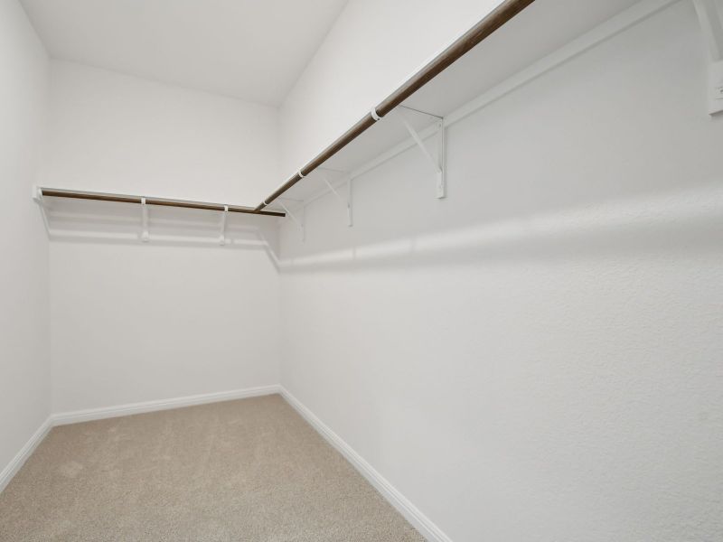 Spacious, unfurnished interior of a new home in Waterstone Crossing, Kyle (Image 9).