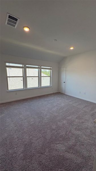 Spacious, unfurnished interior of a new home in Mavera, Conroe (Image 7). Spacious, unfurnished interior of a new home in Mavera, Conroe (Image 7).