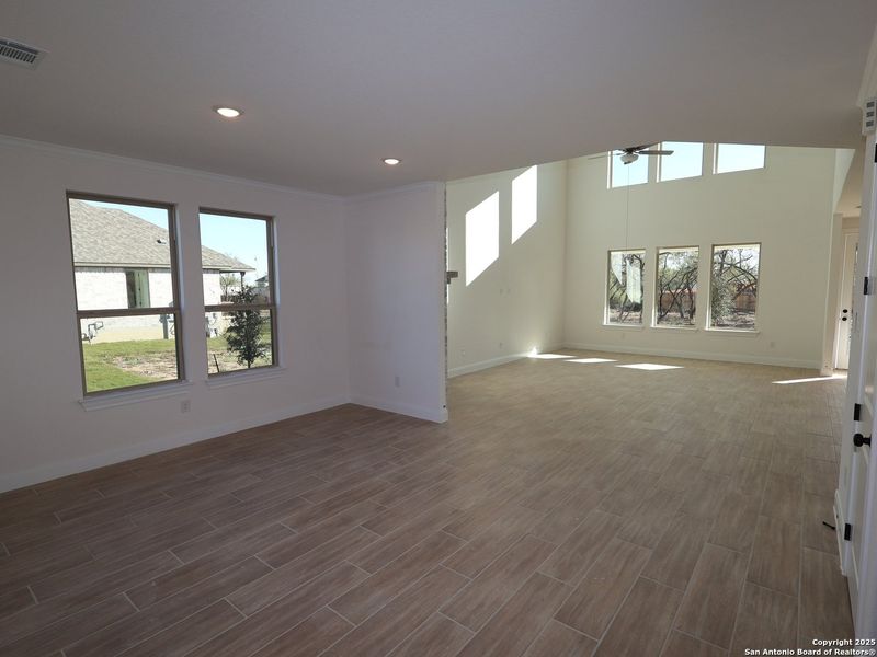 Spacious, unfurnished interior of a new home in Everly Estates, San Antonio (Image 15).