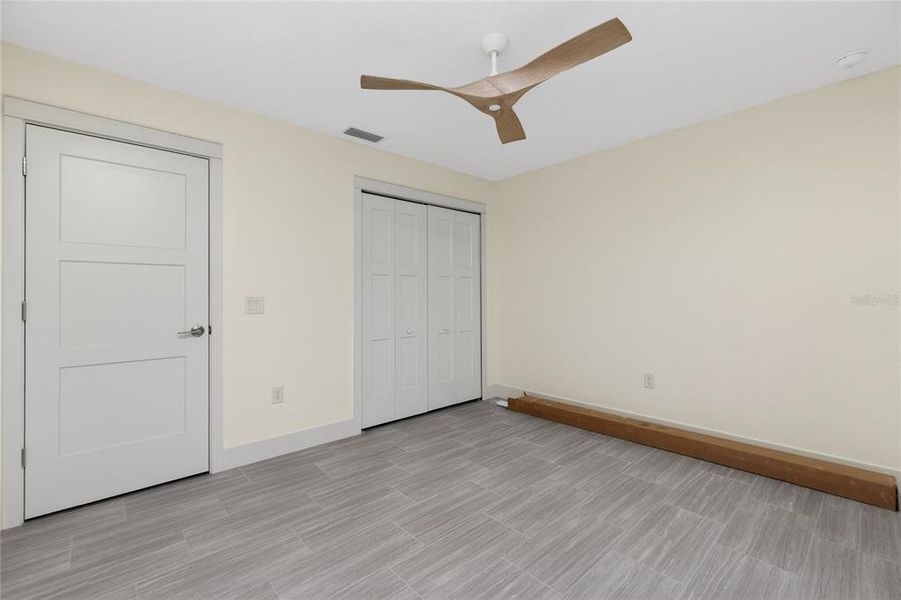 Spacious, unfurnished interior of a new home in , Punta Gorda (Image 47).