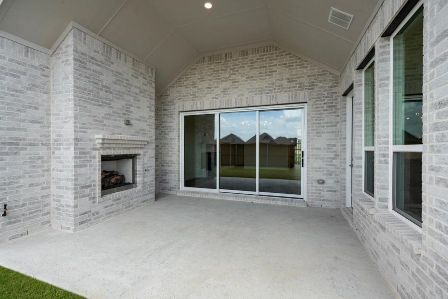 The Lorenzo III Outdoor Living Area