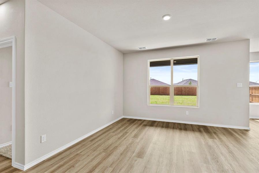 Spacious, unfurnished interior of a new home in Terra Trace, Fort Worth (Image 18).