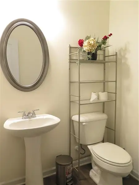 Furnished interior view inside a new home in , Cartersville (Image 5).