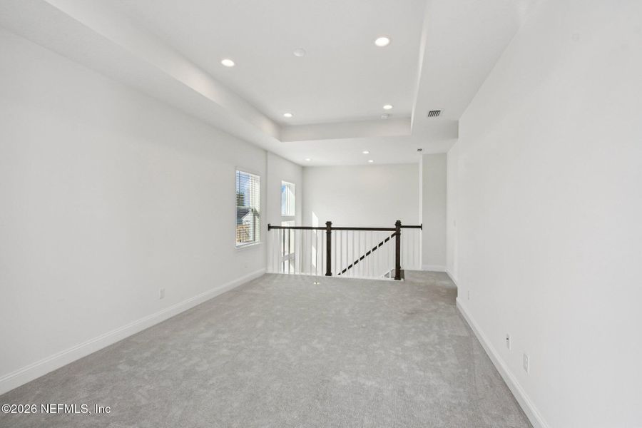 Spacious, unfurnished interior of a new home in Nocatee, Ponte Vedra (Image 75).
