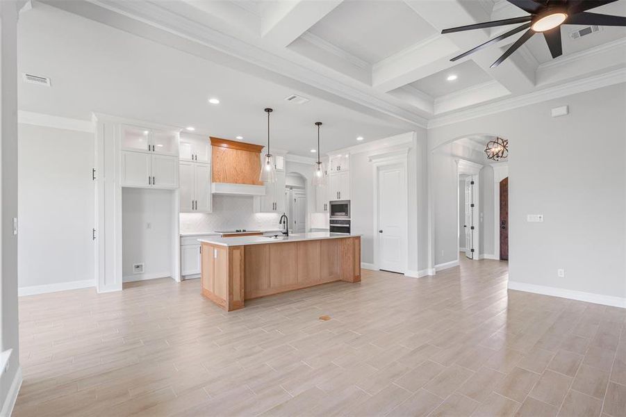 Furnished interior view inside a new home in Pecan Plantation, Granbury (Image 12).
