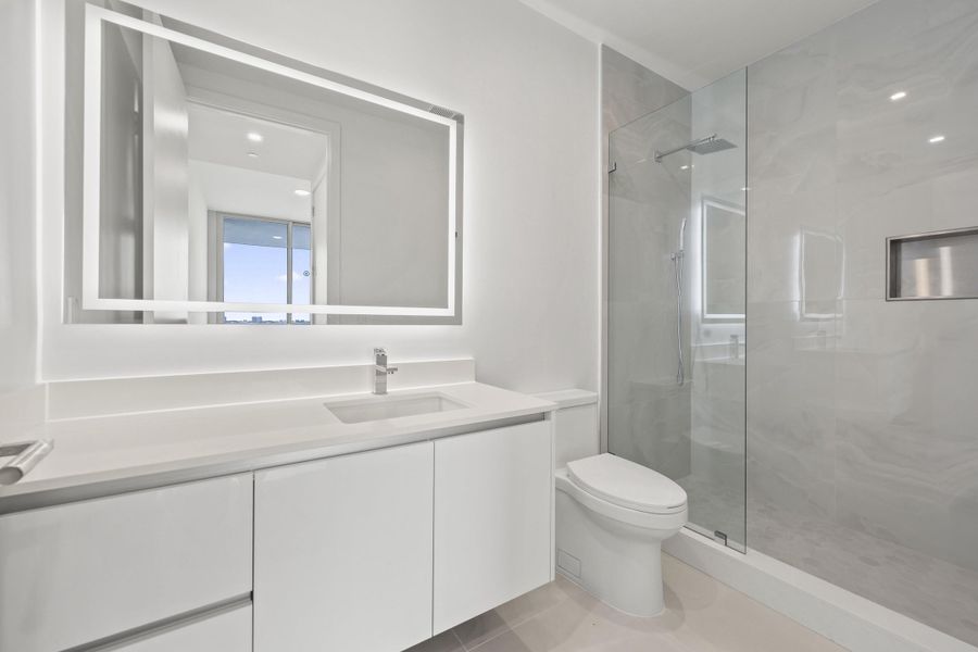 220 Lake Shore Drive - 29.jpg-FULL