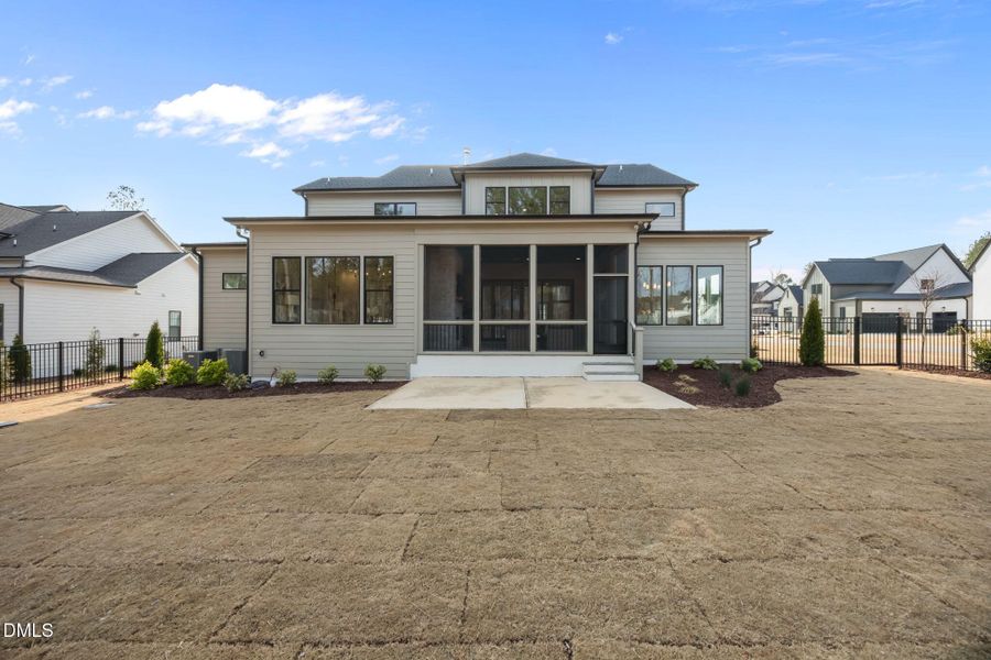 7-web-or-mls-05-img_6505