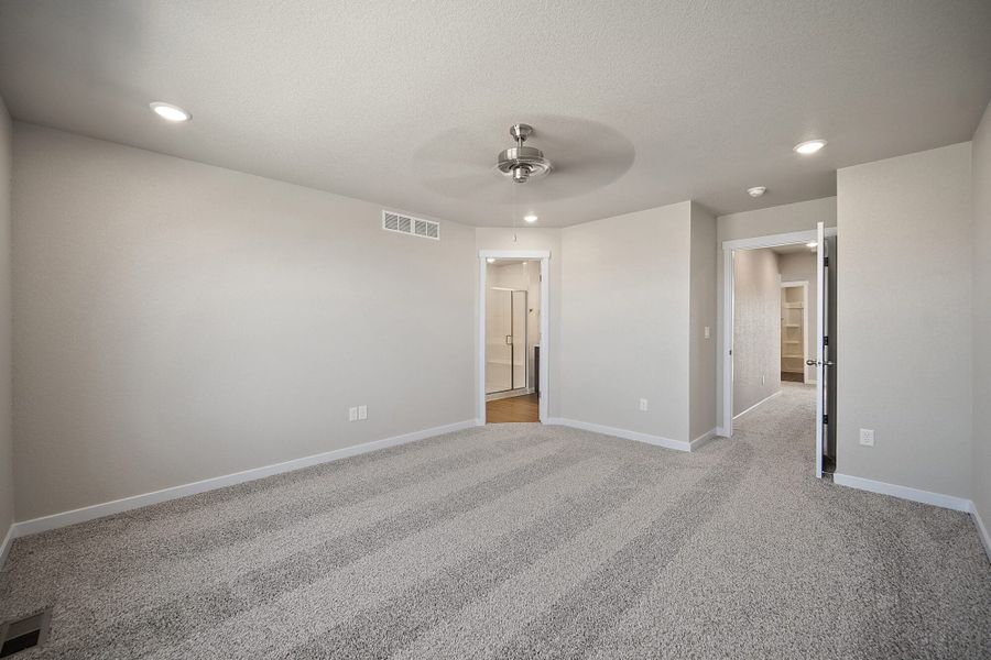 Spacious, unfurnished interior of a new home in Ridge at Lorson Ranch, Colorado Springs (Image 30). Spacious, unfurnished interior of a new home in Ridge at Lorson Ranch, Colorado Springs (Image 30).