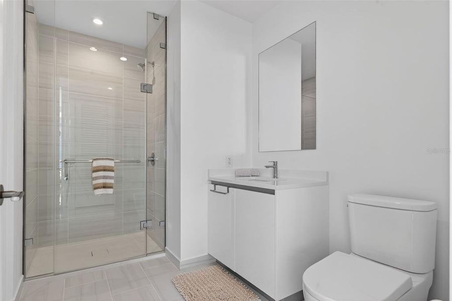 Furnished interior view inside a new home in , St. Petersburg (Image 43).