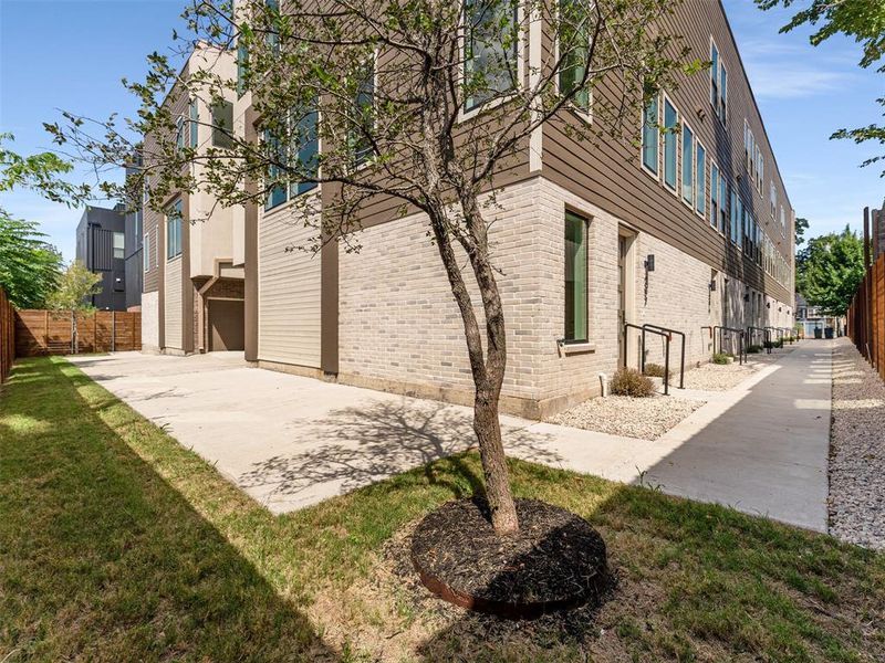 Exterior details and patio area of a home in , Dallas (Image 29).