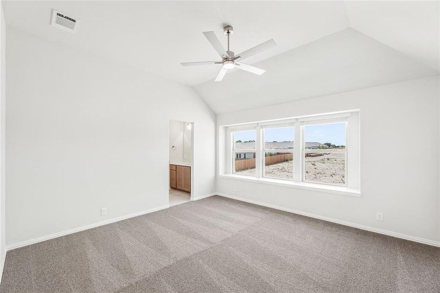 Spacious, unfurnished interior of a new home in Arcadia Trails, Balch Springs (Image 40). Spacious, unfurnished interior of a new home in Arcadia Trails, Balch Springs (Image 40).