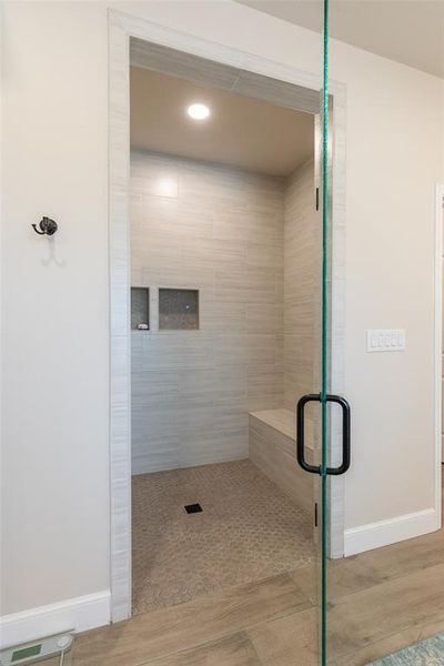 Spacious, unfurnished interior of a new home in , Clyde (Image 23).