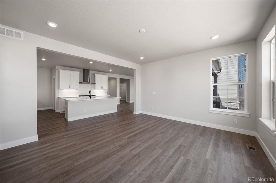 Spacious, unfurnished interior of a new home in , Littleton (Image 35).