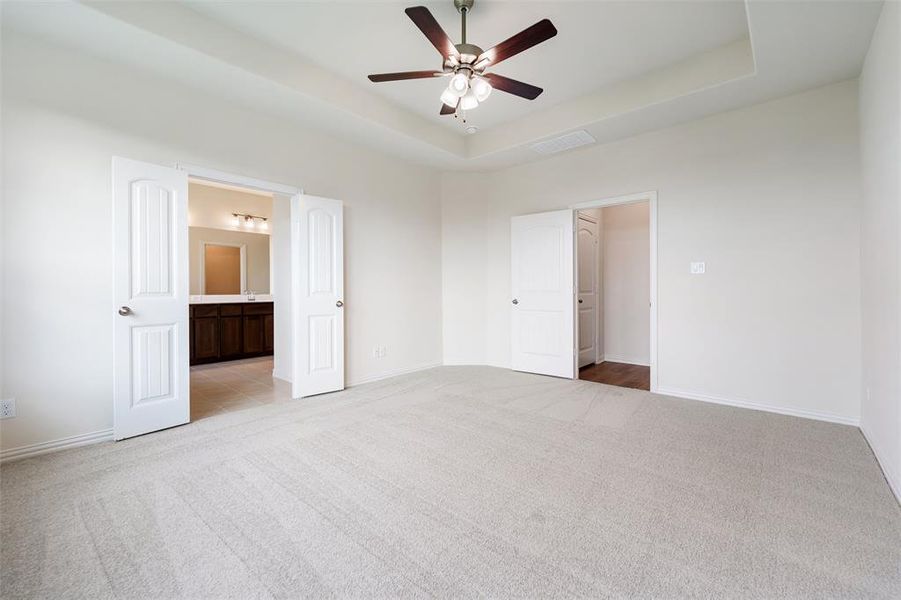 Spacious, unfurnished interior of a new home in Liberty Pointe, Gainesville (Image 17). Spacious, unfurnished interior of a new home in Liberty Pointe, Gainesville (Image 17).