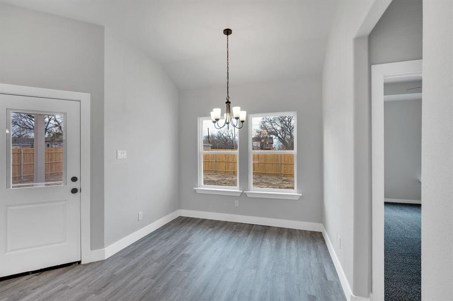 Spacious, unfurnished interior of a new home in , Palmer (Image 26).