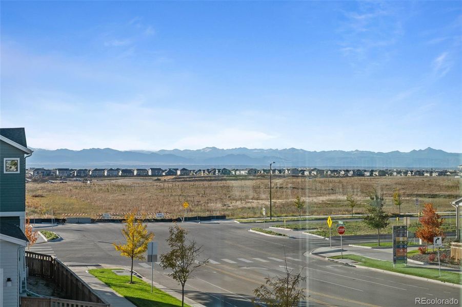 Image 43 of a home in Painted Prairie.