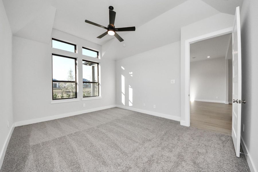 Spacious, unfurnished interior of a new home in Elyson, Katy (Image 23).