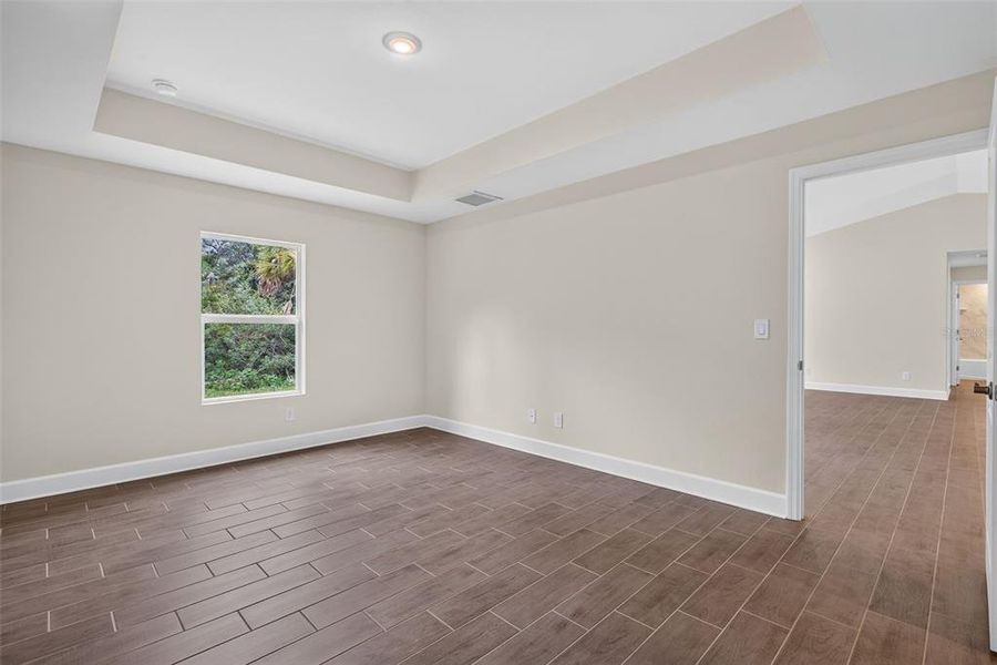 Spacious, unfurnished interior of a new home in , Port Charlotte (Image 15). Spacious, unfurnished interior of a new home in , Port Charlotte (Image 15).