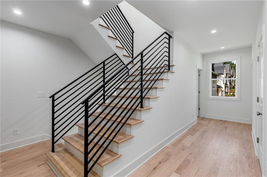 Spacious, unfurnished interior of a new home in , Smyrna (Image 41).