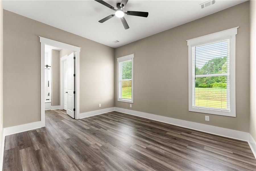Spacious, unfurnished interior of a new home in , Cumming (Image 39).