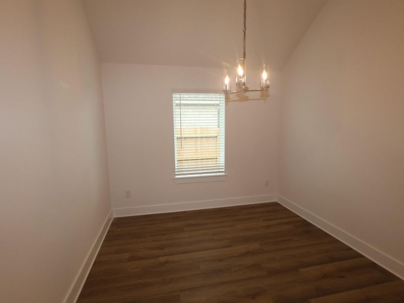 Spacious, unfurnished interior of a new home in Lago Mar, Santa Fe (Image 28).