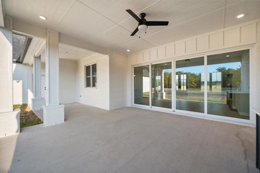 Spacious, unfurnished interior of a new home in , Corsicana (Image 28). Spacious, unfurnished interior of a new home in , Corsicana (Image 28).